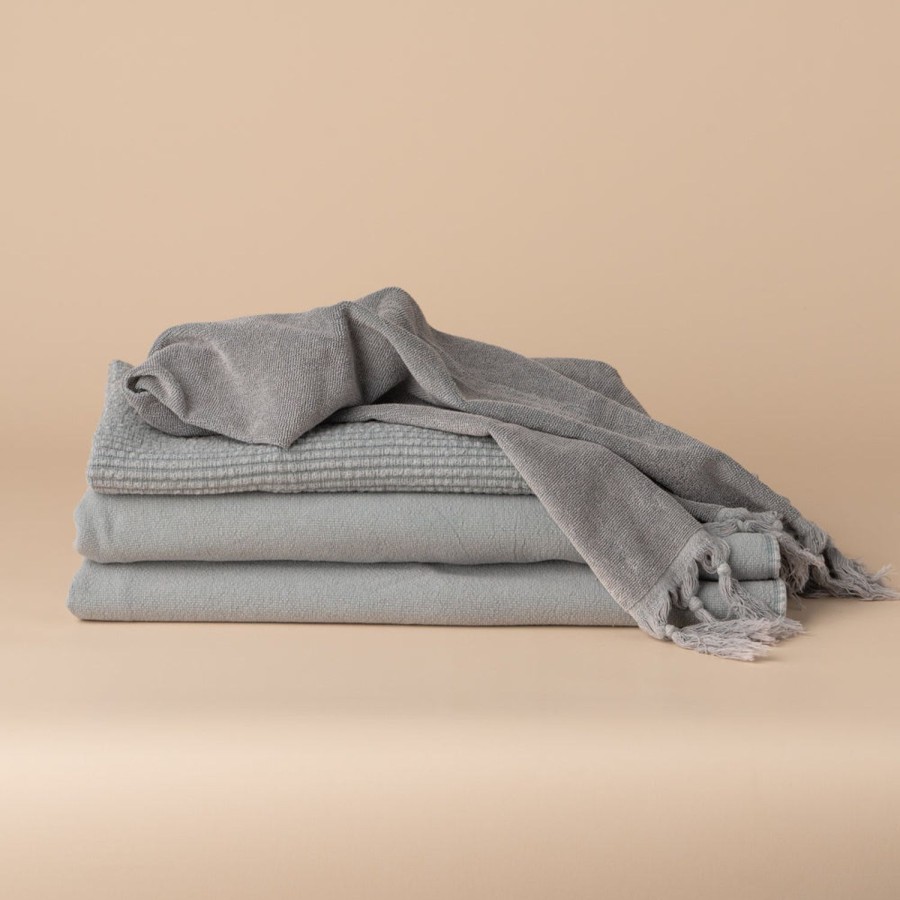 Lifestyle Saarde | Saarde Vintage Wash Towel Range-Pale Grey