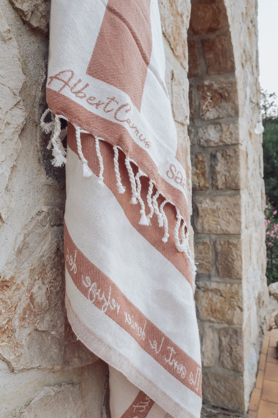 Lifestyle Saarde | Saarde-Antibes Turkish Beach Towels