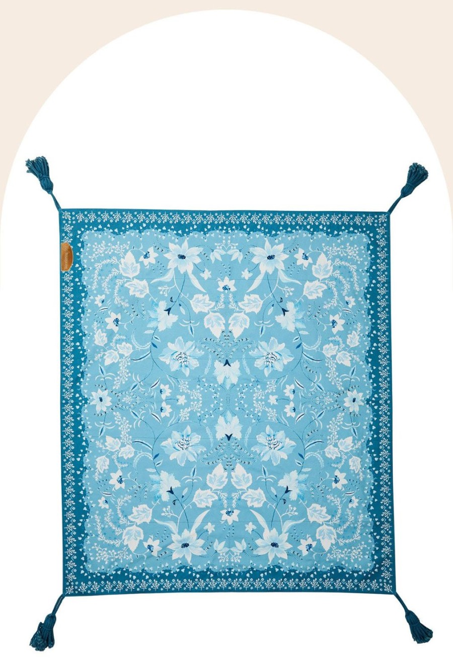 Lifestyle Wandering Folk | Wandering Folk-Arctic Folk Picnic Rug