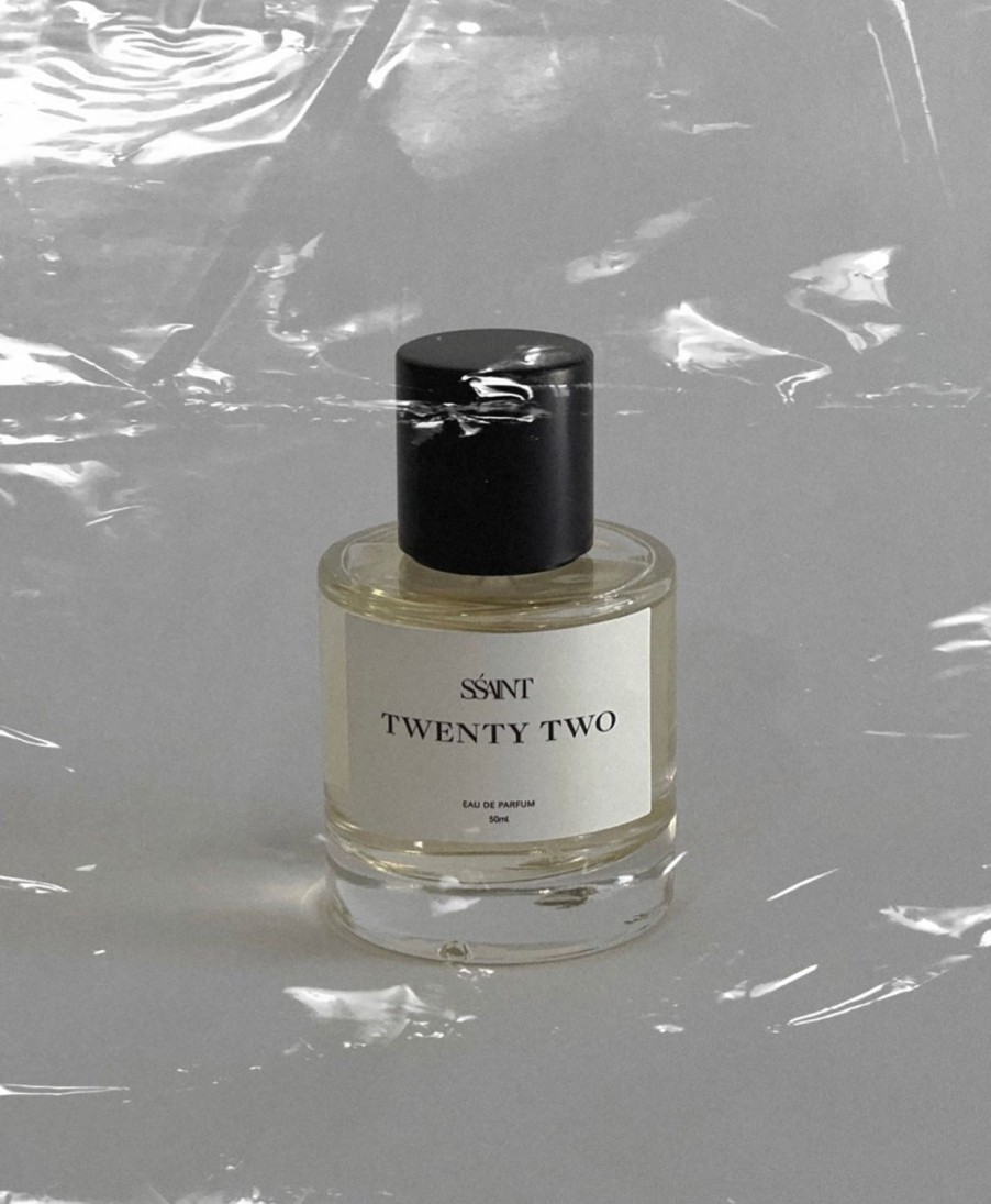 Lifestyle Ssaint Parfume | Ssaint Parfume-Twenty Two