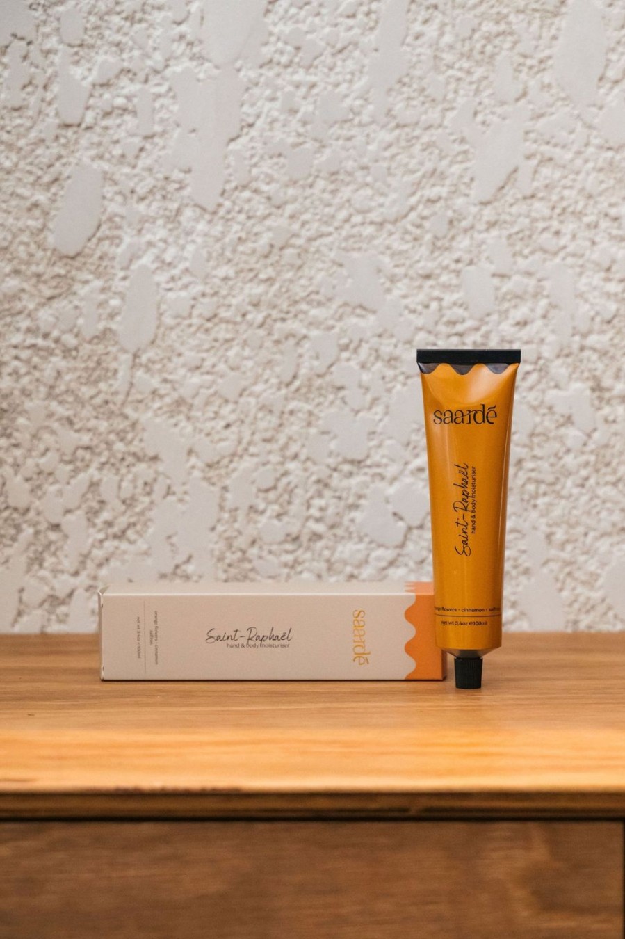 Lifestyle Saarde | Saarde-Hand And Body Moisturiser